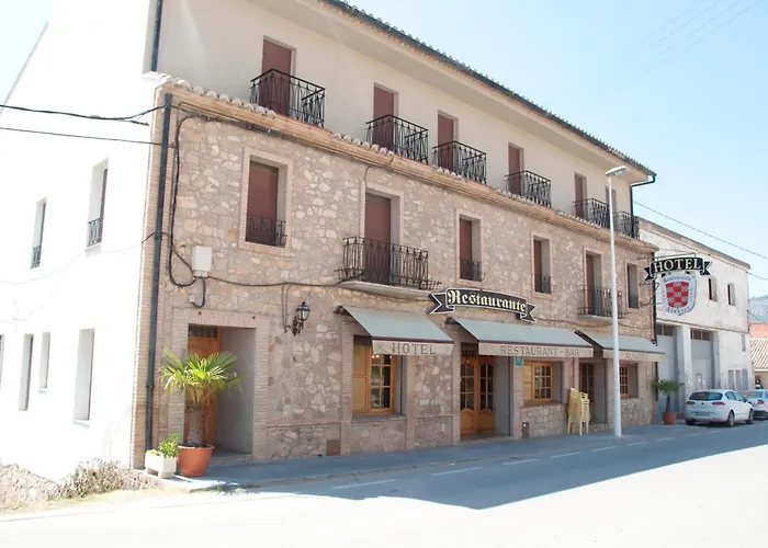 Hotel Alvarez Tuejar photo
