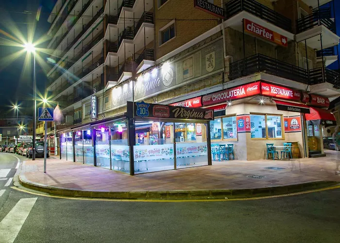 Hostal Virginia Favareta photo