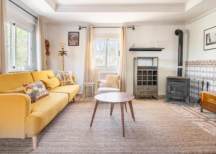 Photo de Casa Elja Valencia - Long Stays Remote Work Montserrat