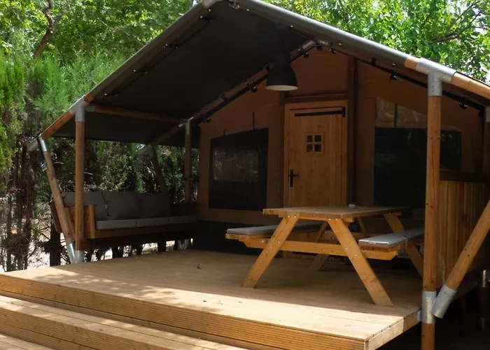 Anna Glamping Hotel Fuen Negra photo