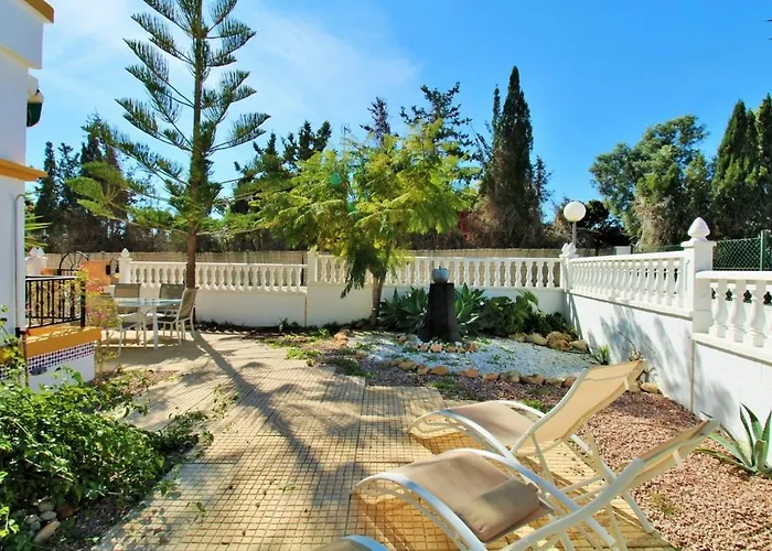 2 Bedroom Ground Floor Corner Bungalow With A Big Garden Los Dolses photo
