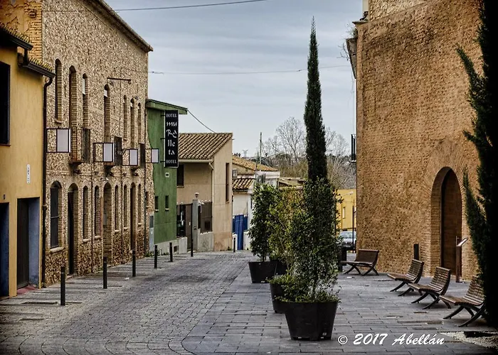Hotel Muralleta Riba-Roja De Turia photo