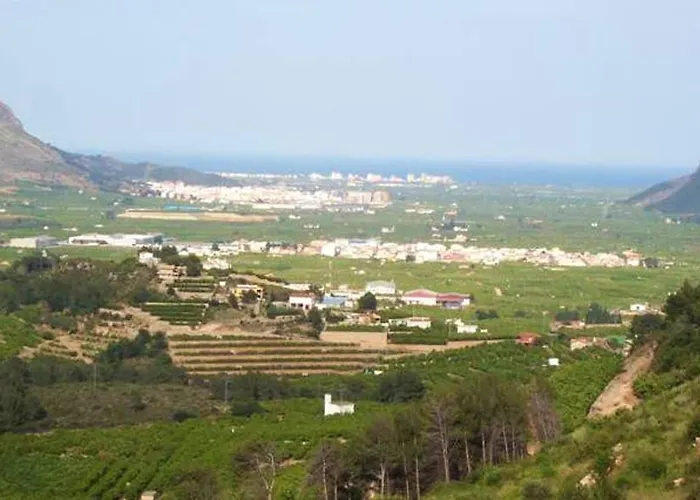Photo de House With 5 Bedrooms In Simat De La Valldigna, With Wifi - 38 Km From The Beach Benifairó de Valldigna